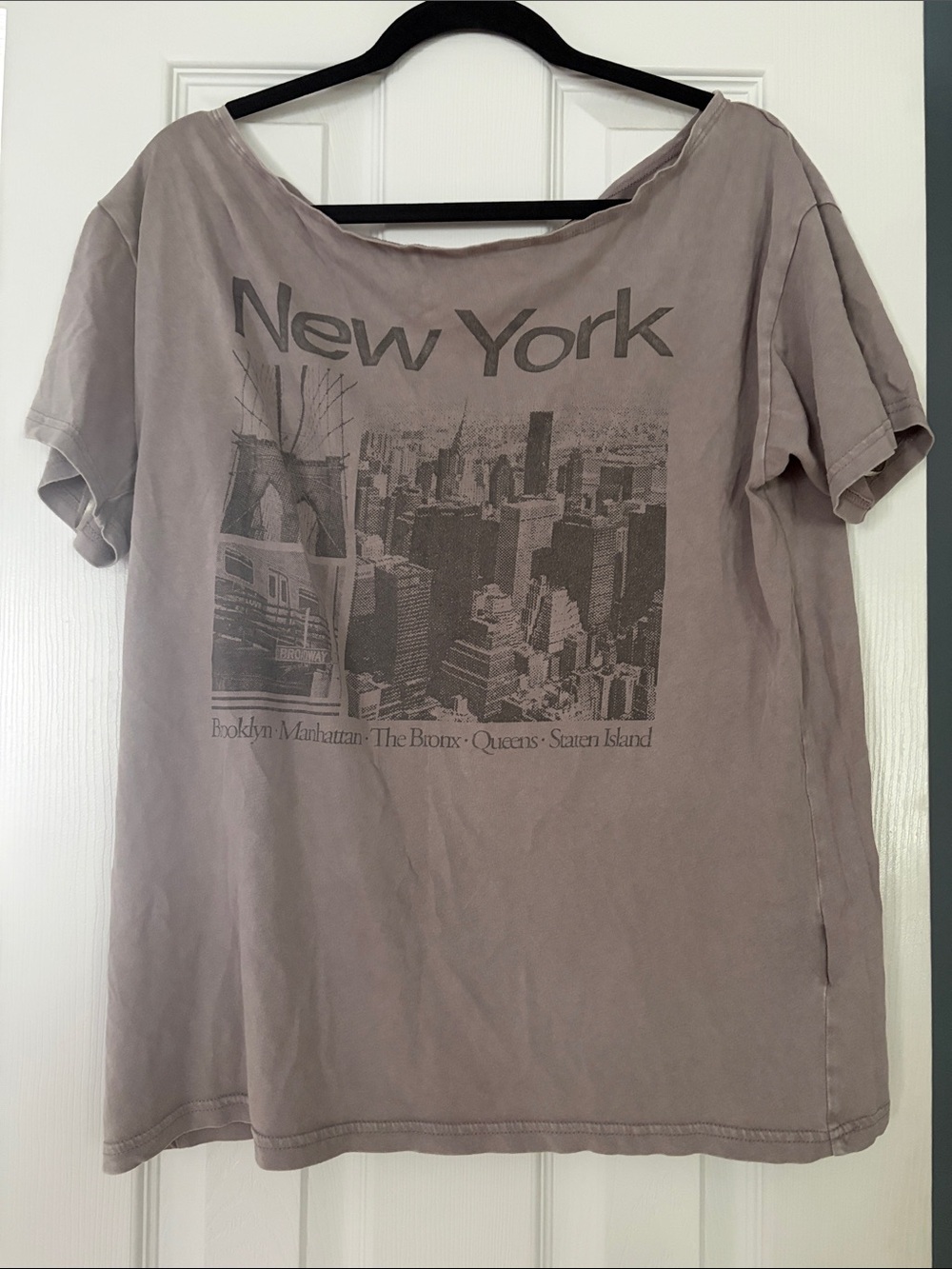 Hollister  Gray New York Graphic Tee